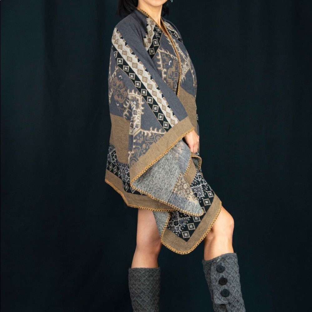 Simply Cape